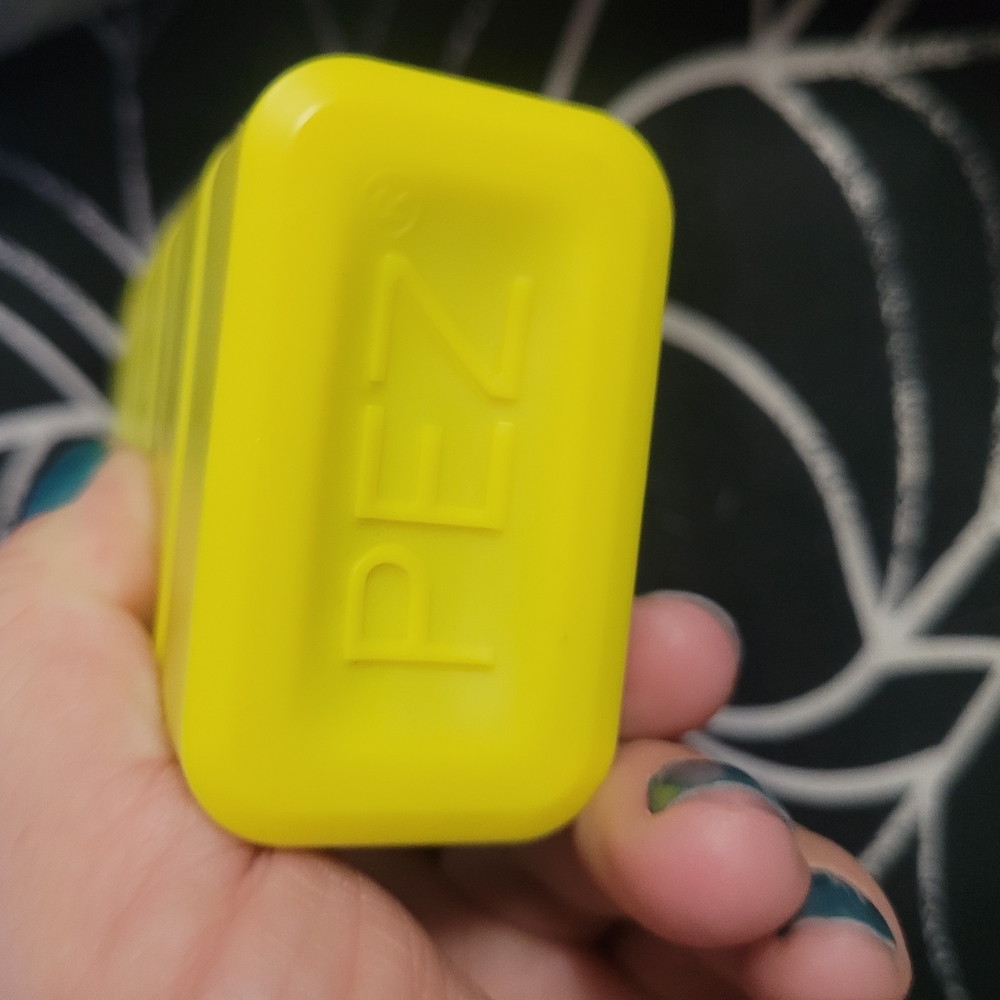 Bright Yellow Pez Eye Glasses Case - Picture 2 of 6